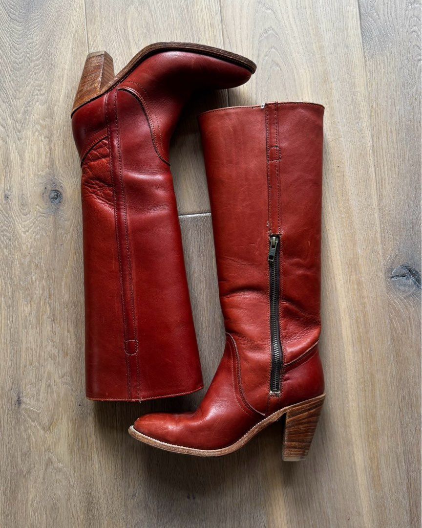 Vintage Frye Boots · Tise