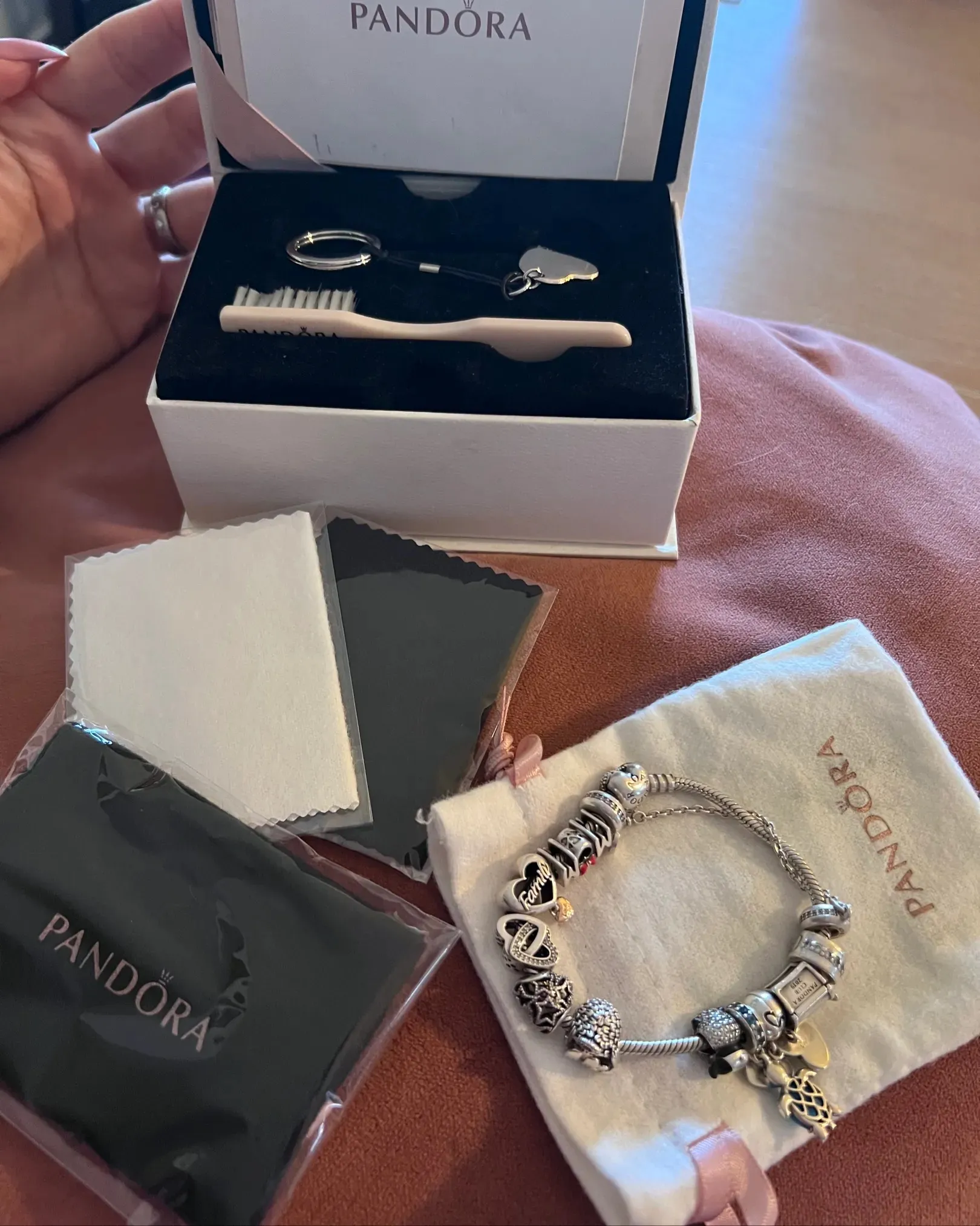 pandora-armb-nd-tise