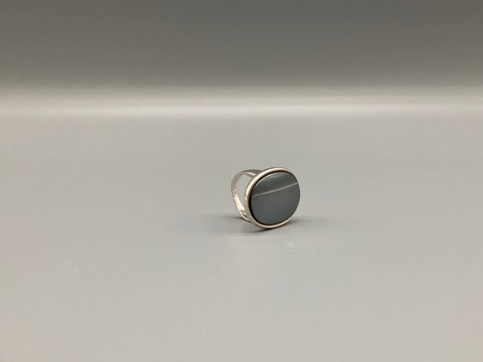 Hematite 925 Ring image 2